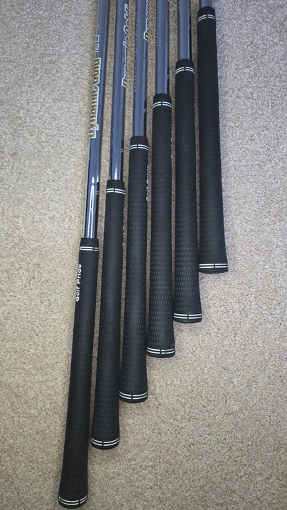 Taylormade P750 Proto Mens Right Hand Irons / 4 to 9 / Dynamic Gold 120 X100 Shaft